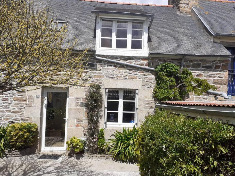 Chez Edouard Et Aline Classe 2 Etoiles Ploubazlanec Kültér fotó